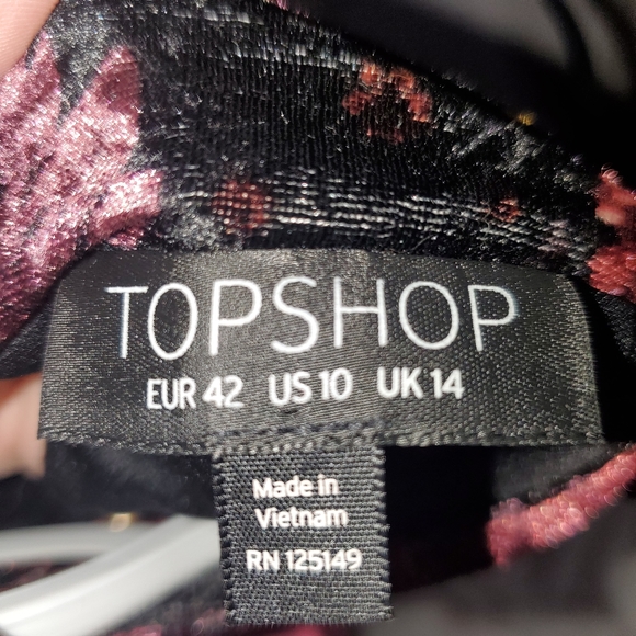 TOP shop Ring Lace Up Floral Velvet Skater Dress - Picture 10 of 10